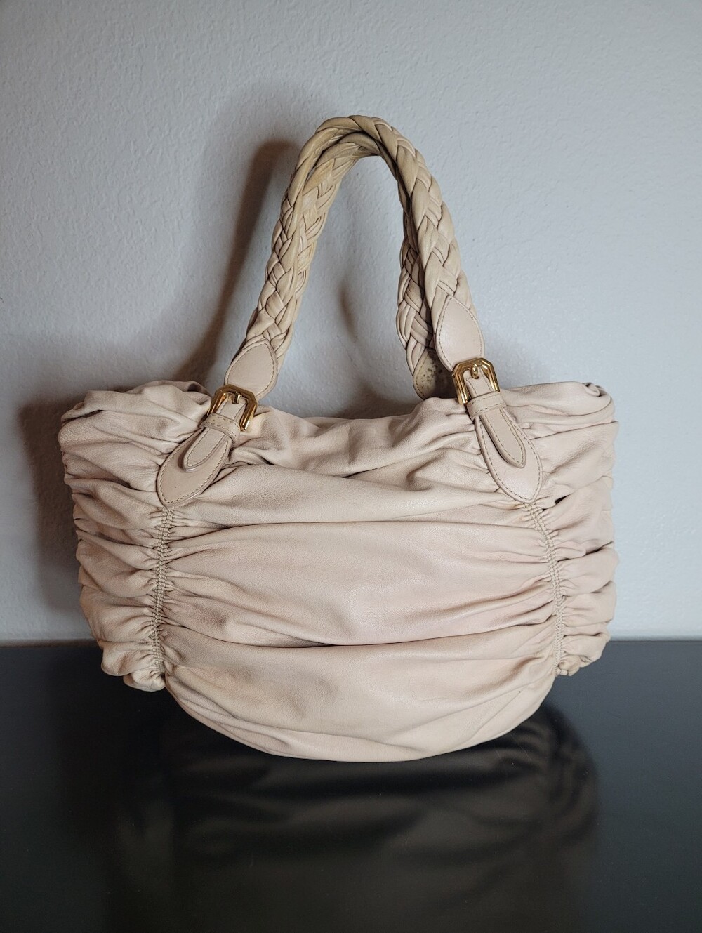 Bally   Lambskin Vintage  Shoulder  Bag - Picture 3 of 13